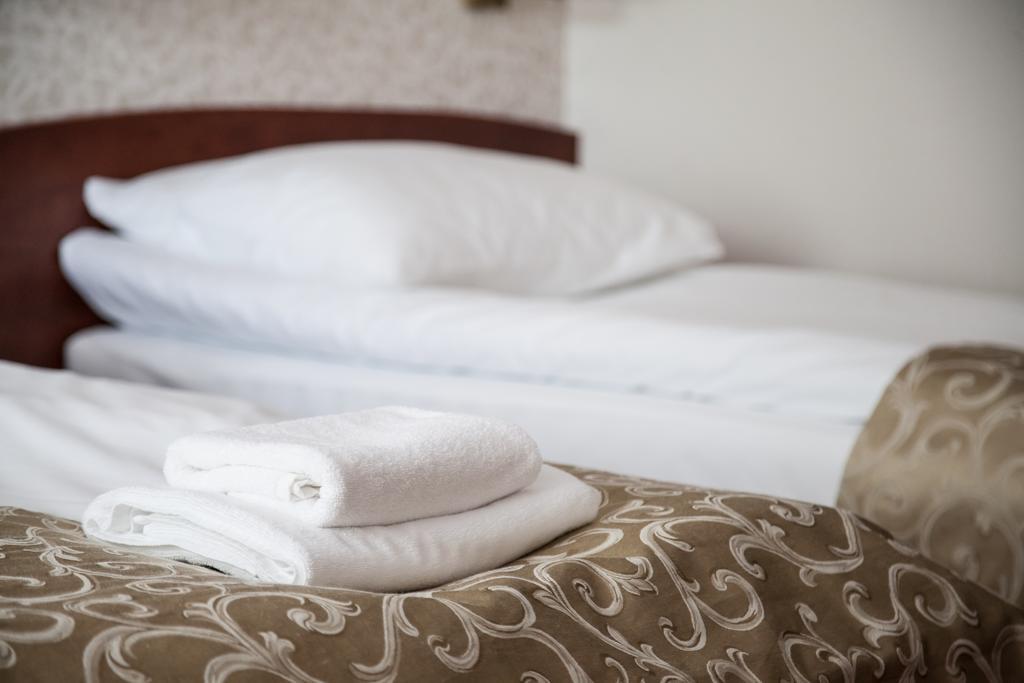 Hotel Stara Gorzelnia Licheń Habitación foto
