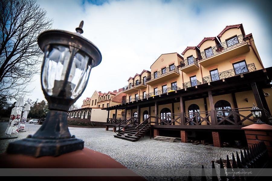 Hotel Stara Gorzelnia Licheń Exterior foto