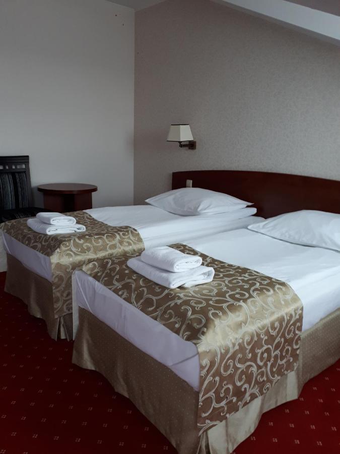 Hotel Stara Gorzelnia Licheń Exterior foto